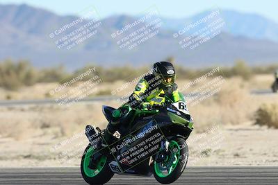 media/Dec-06-2025-CVMA (Sat) [[4a896cc04c]]/Race 8- Formula 40 MW and LW/